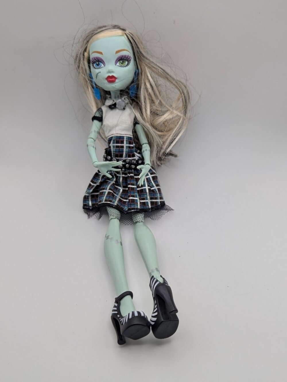 2012 Monster High Frankie Stein First Wave Outfit